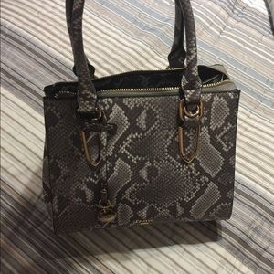 🔥🔥🔥Brand New Dune London Handbag🔥🔥🔥